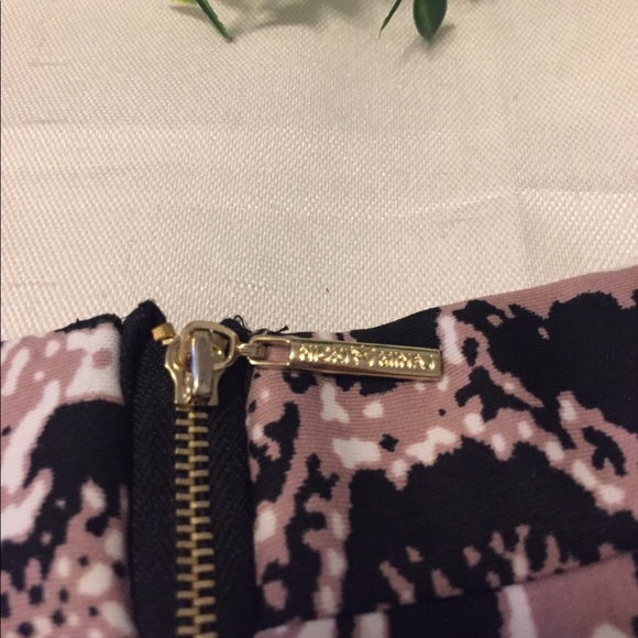 Fitted Pencil Skirt - Nicki Minaj - Picture 3 of 8